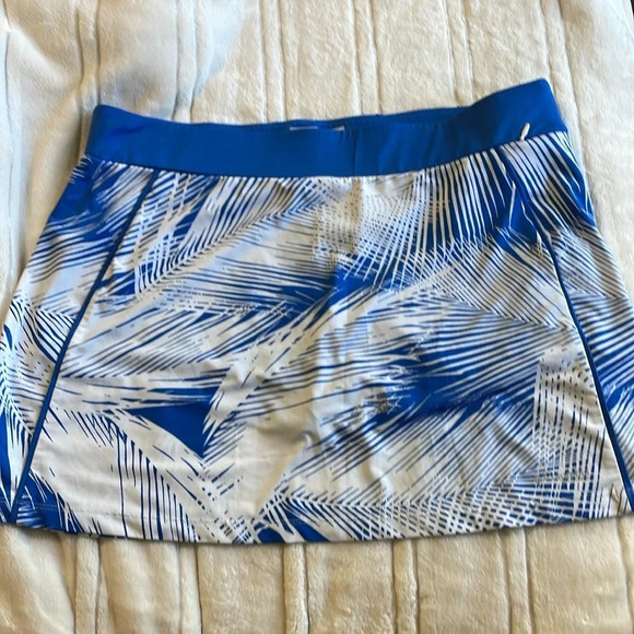 Columbia skort Omni-freeze advance cooling size large - Picture 1 of 7